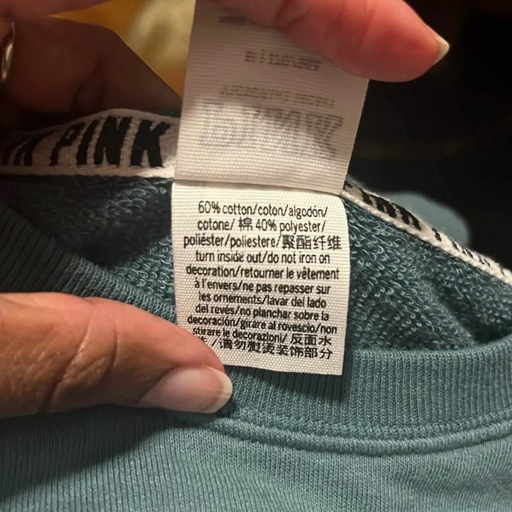 PINK Victorias Secret pink graphic
